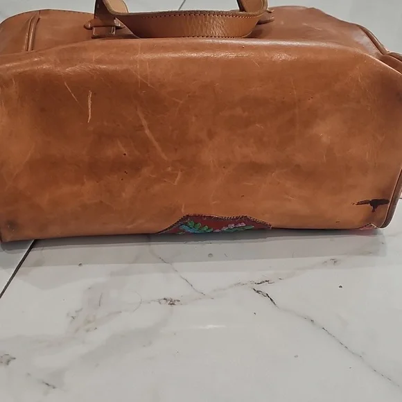 Beautiful Consuela All Lether - Picture 9 of 9